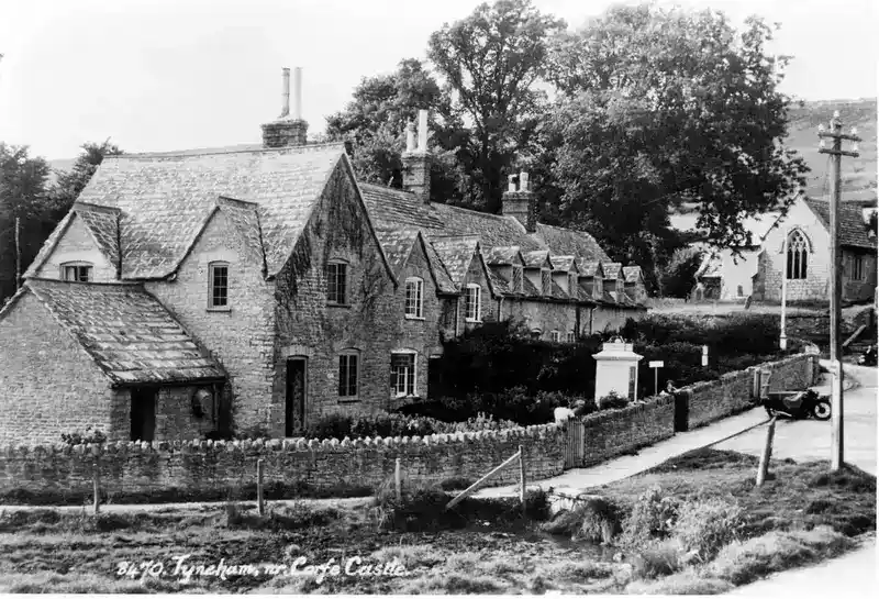 Tyneham village — the lane through the cottages